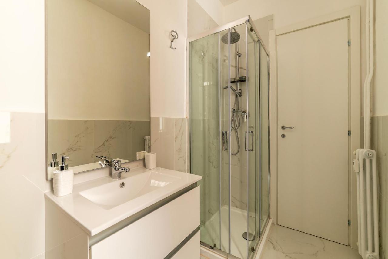 Functional Apartment - Piazza Re Di Roma エクステリア 写真