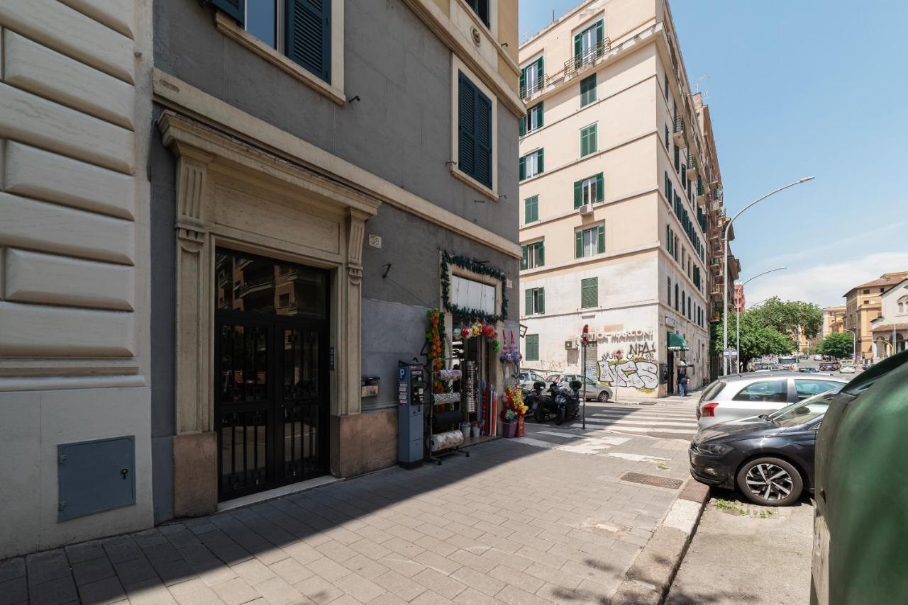 Functional Apartment - Piazza Re Di Roma エクステリア 写真